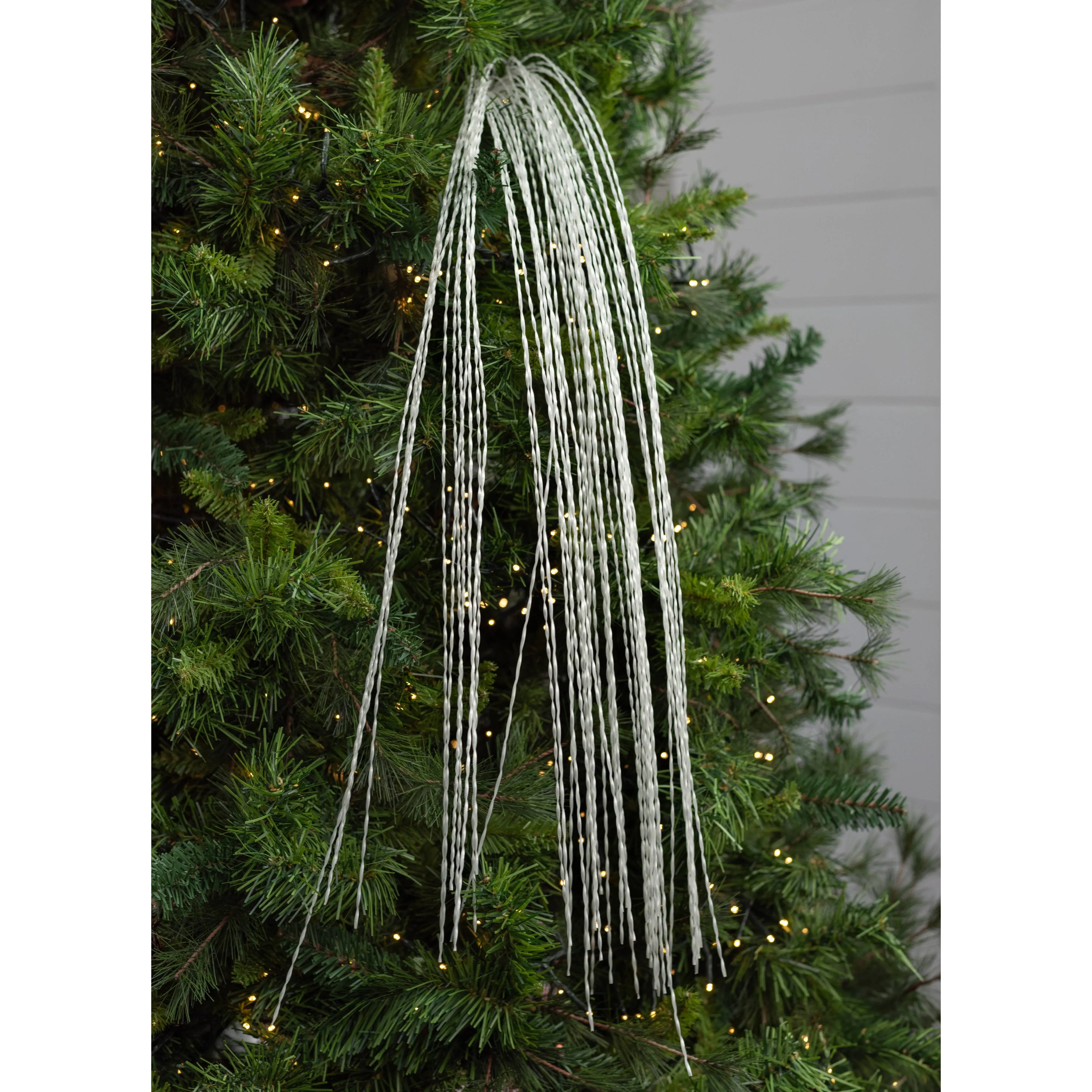 48" Twisted Grass Spray: White